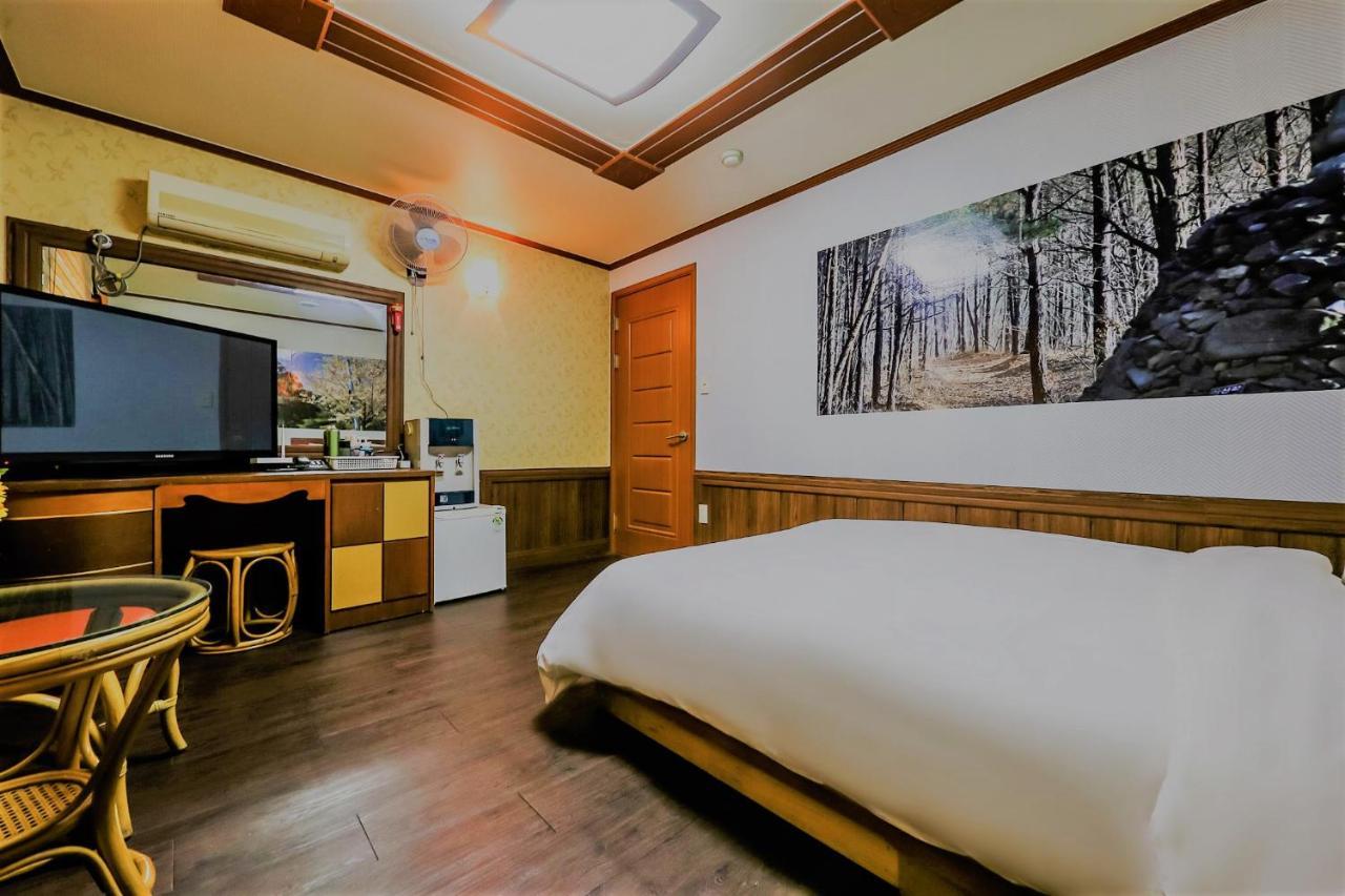 Pine Motel Boryeong Esterno foto
